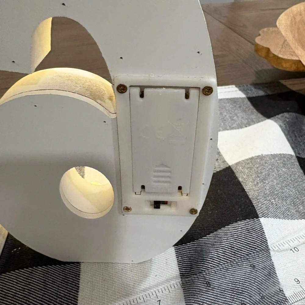 Source Unknown LED Number 16 Light - White and Yellow
